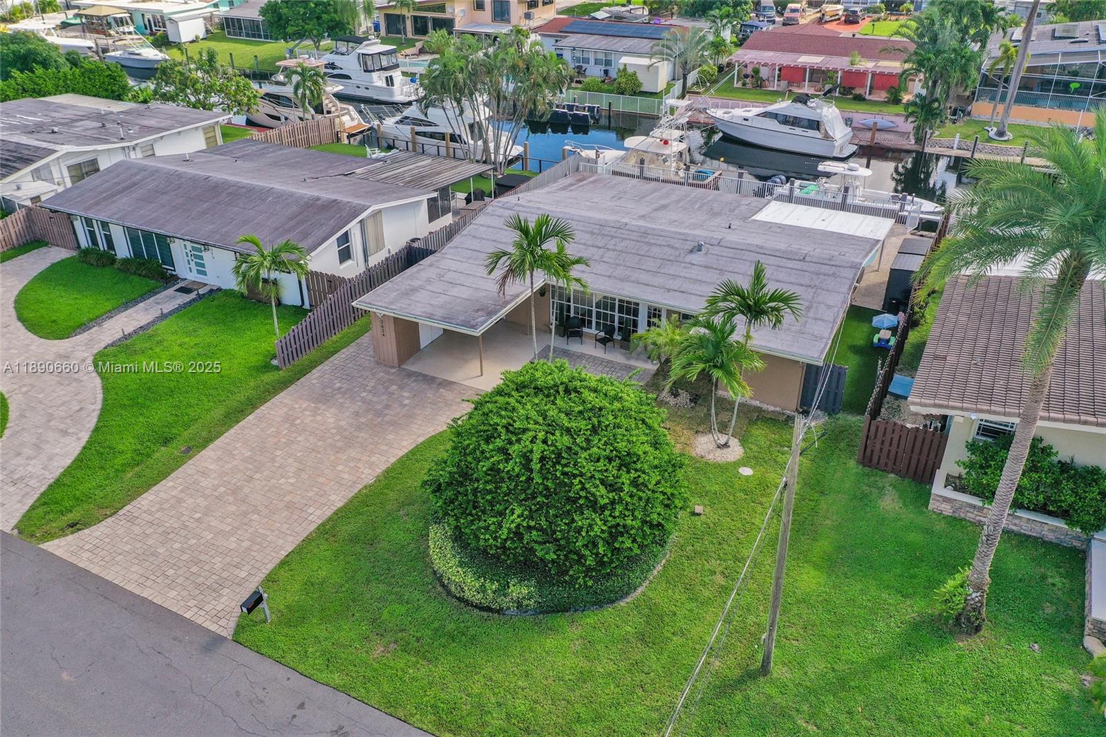 LAUDERDALE ISLES NO 2-BLK - Residential