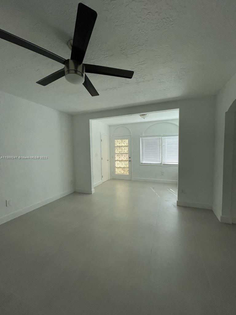 SURFSIDE - Residential Lease