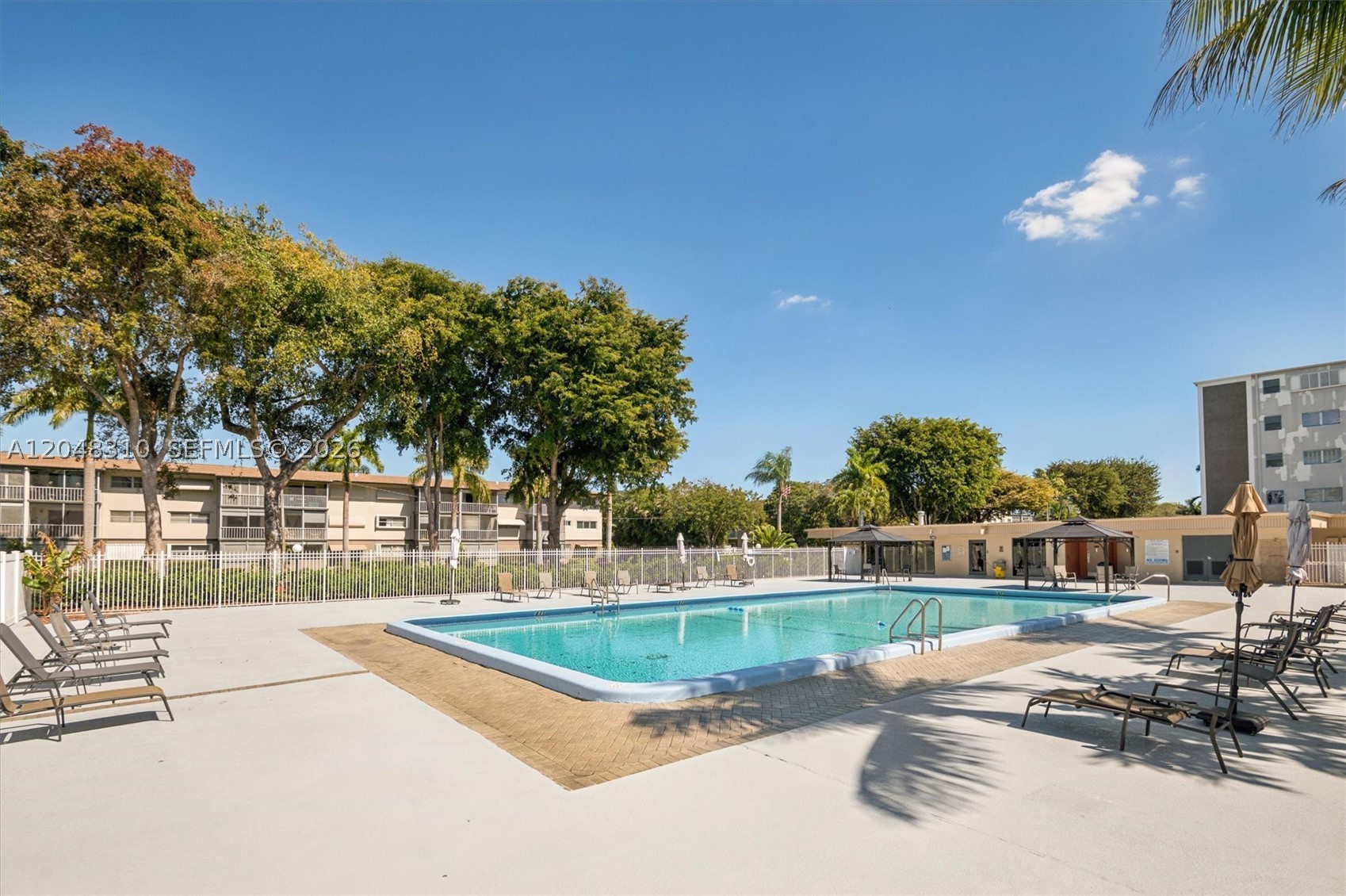 HILLCREST NO 4 CONDO - Residential