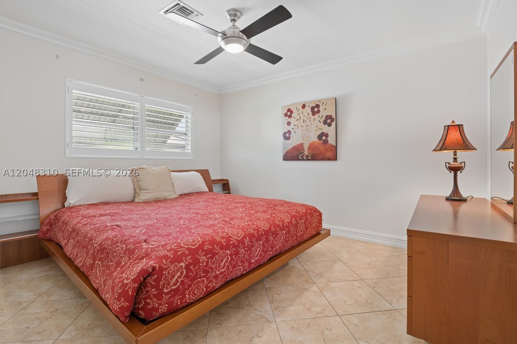 HILLCREST NO 4 CONDO - Residential