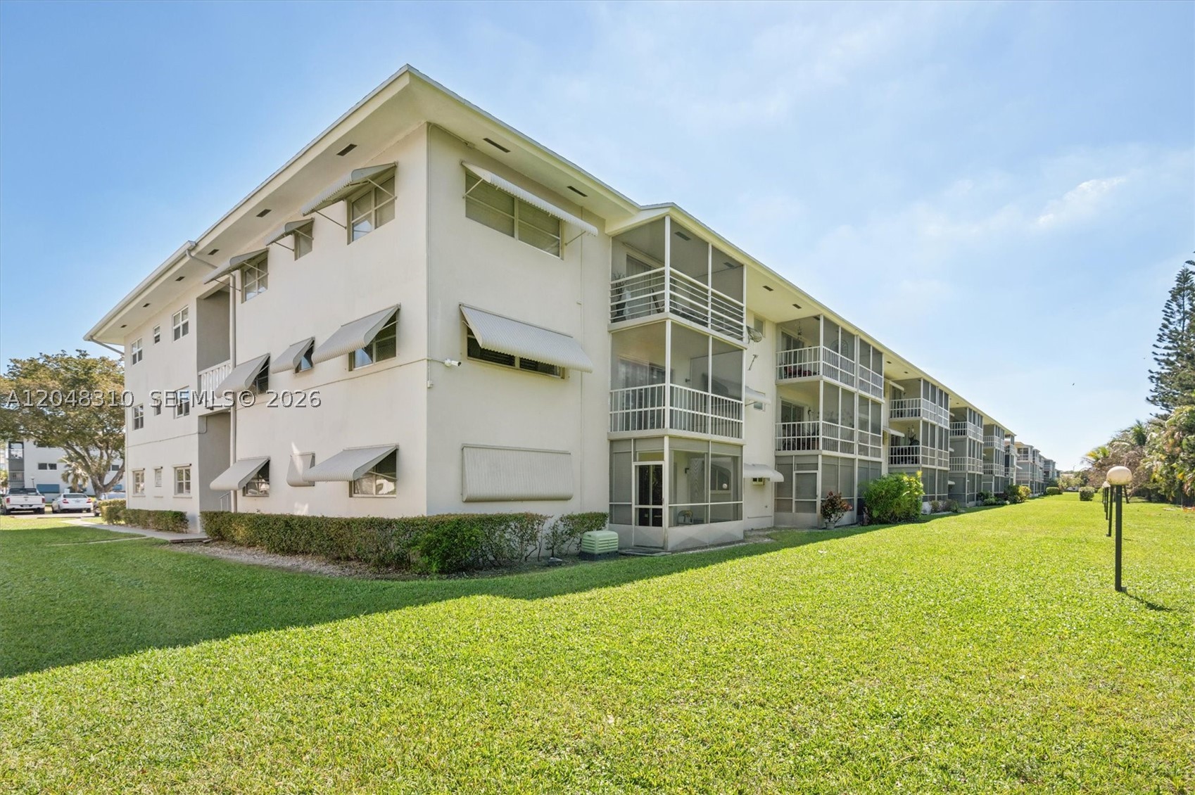 Impeccable!

Stunningly decorated and renovated 2BR/2BA condo with sleek open kitchen and granite countertops. The condo is All furnish with taste , 55 + active commnunity . Elegant Ceramic floors with mosaic accents ,plus a serene screened balcony . Enjoy resort style amenities including pools , gym and BBQ area with beautiful flowers . Prime location near shopping casino , restaurants , and Fort Lauderdale Airport and beaches .