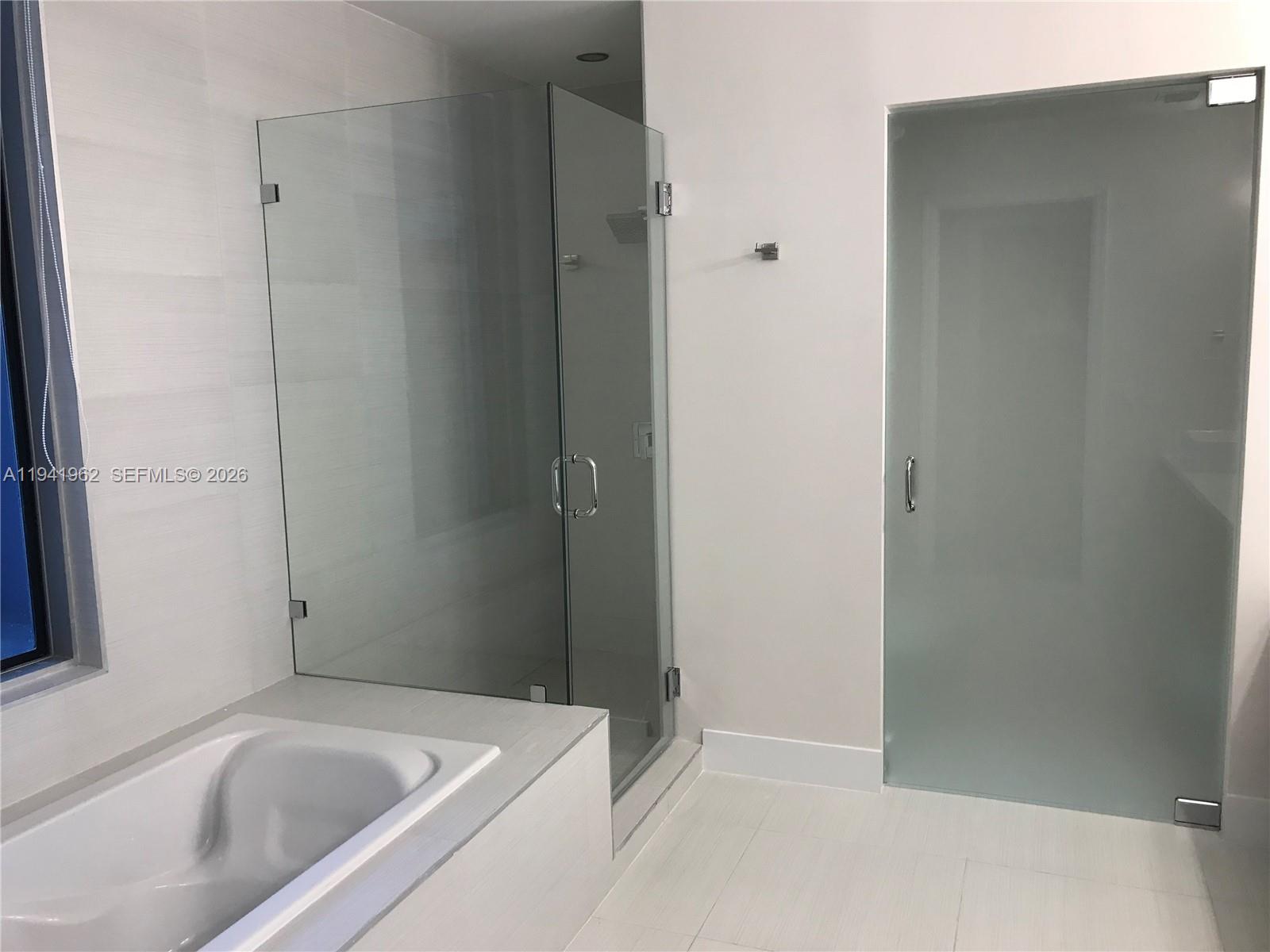BRICKELL TEN CONDO - Residential
