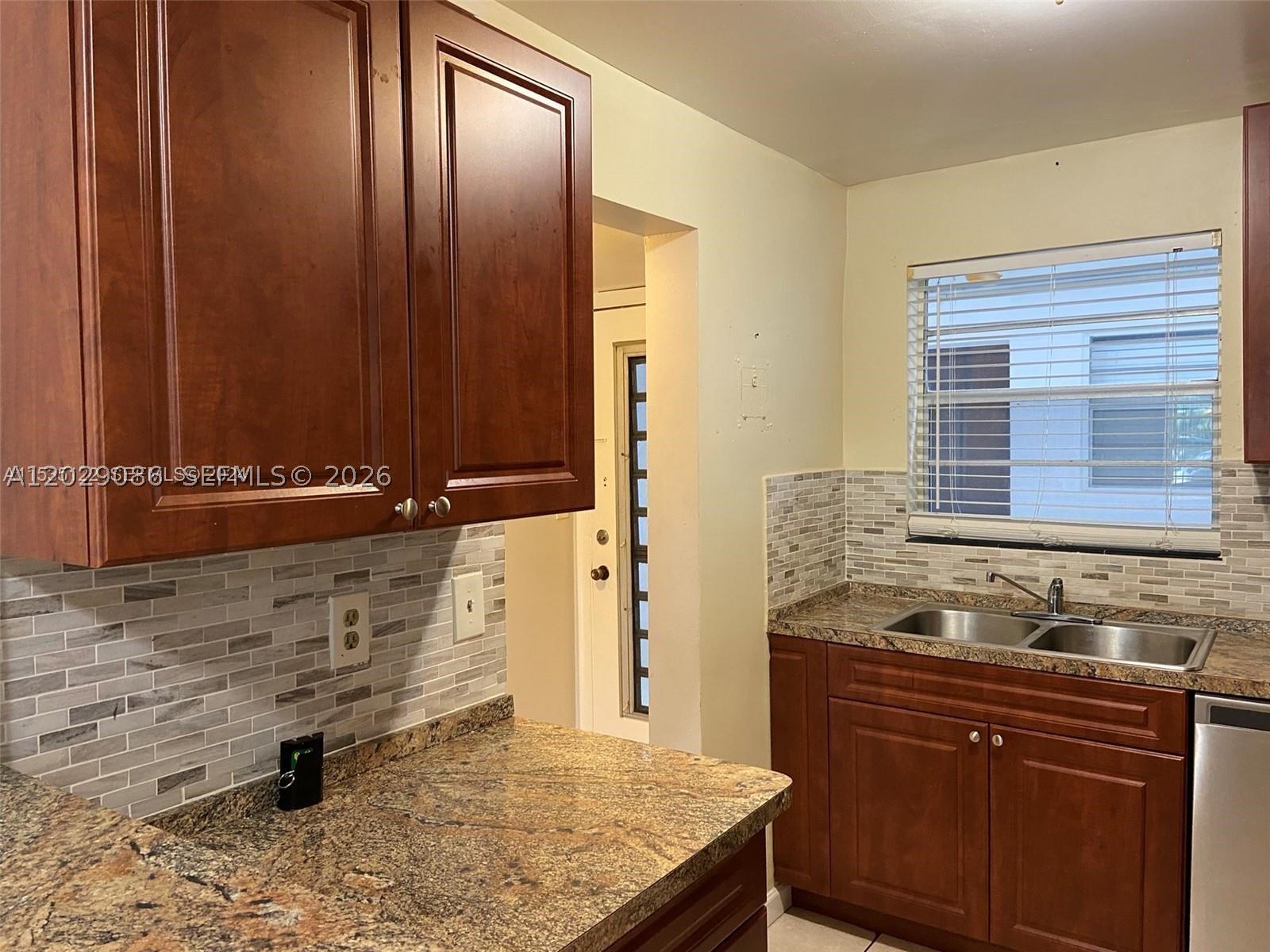 MARGATE VILLAGE - Residential Lease