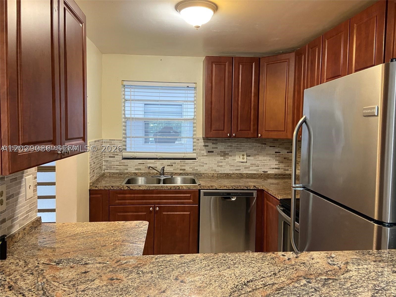 MARGATE VILLAGE - Residential Lease