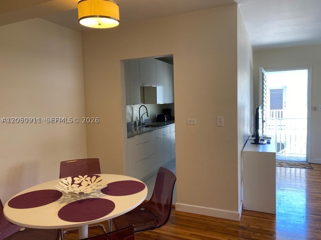 ALTOS DEL MAR NO 3 - Residential Lease