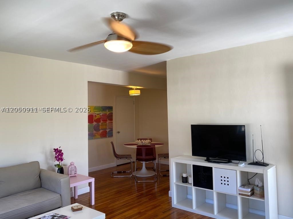 ALTOS DEL MAR NO 3 - Residential Lease