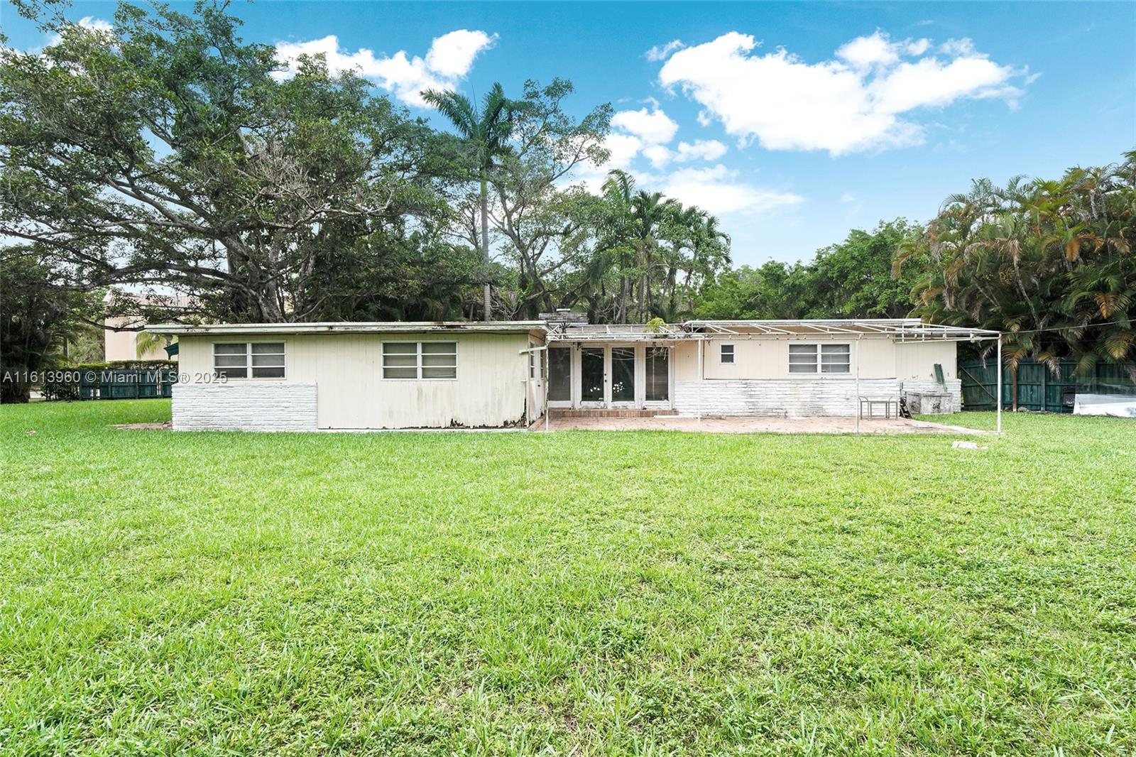 SUNILAND ESTATES 1ST ADDN - Residential