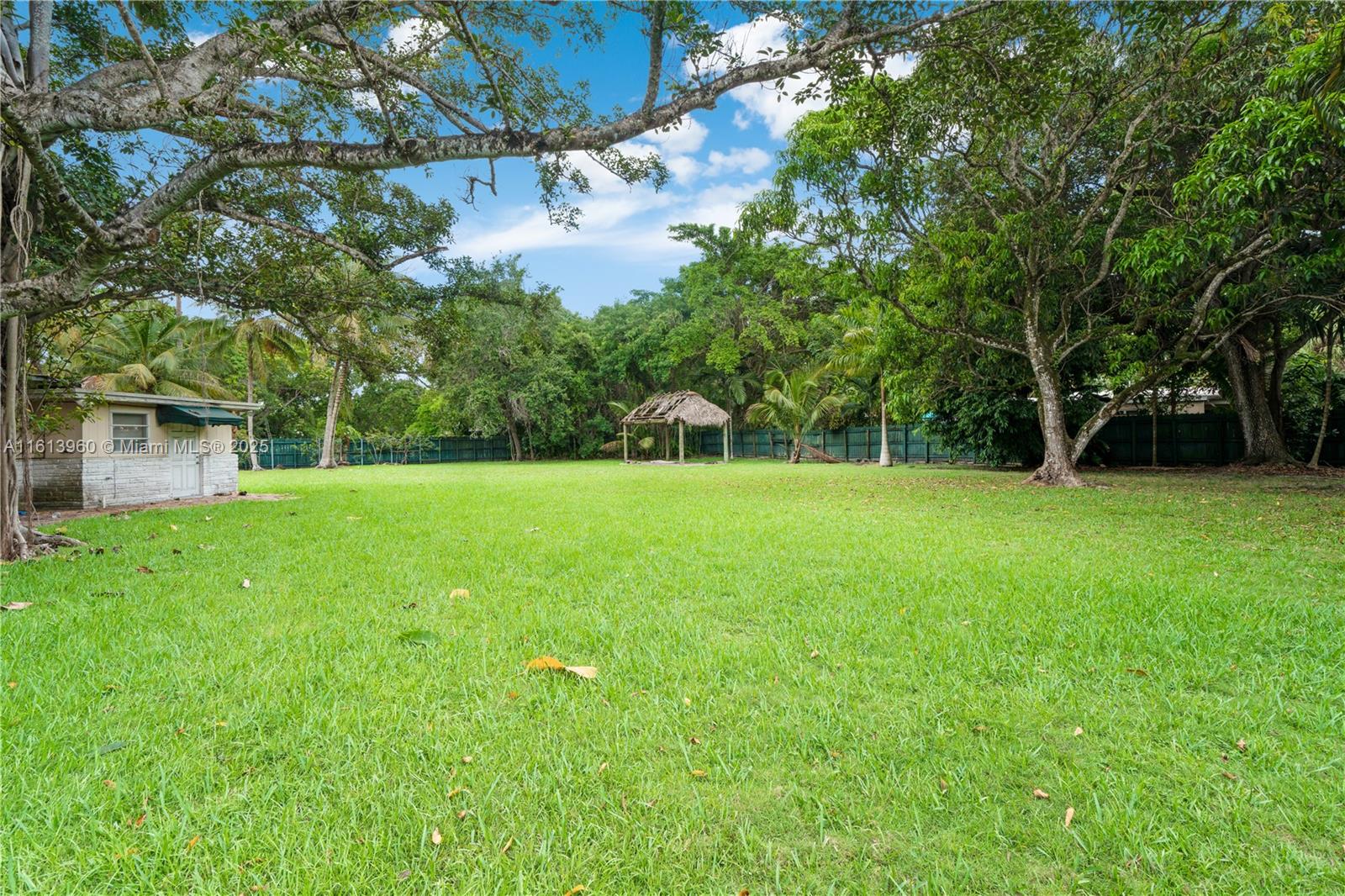 SUNILAND ESTATES 1ST ADDN - Residential