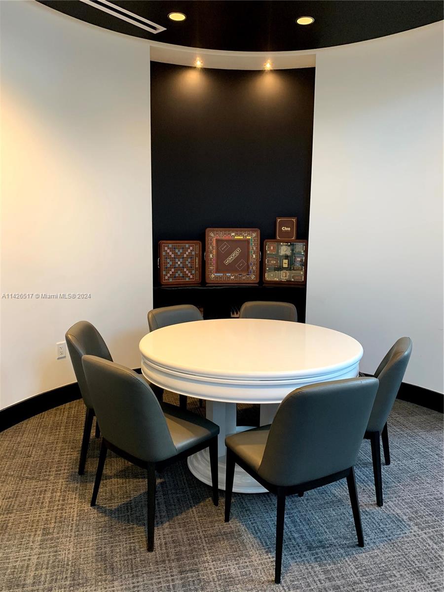 PARAMOUNT MIAMI WORLDCENT - Residential