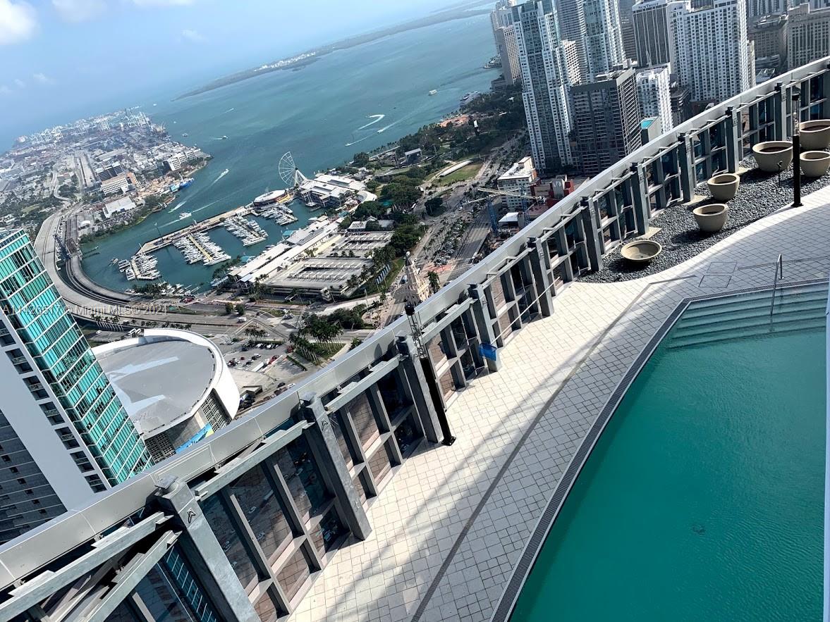 PARAMOUNT MIAMI WORLDCENT - Residential