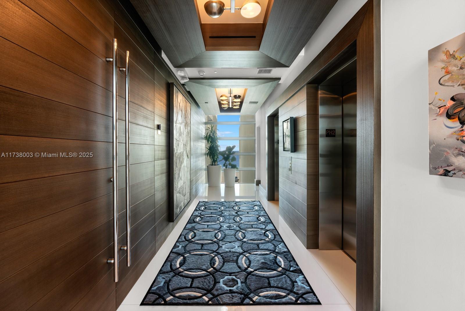 OCEAN HOUSE CONDO - Residential