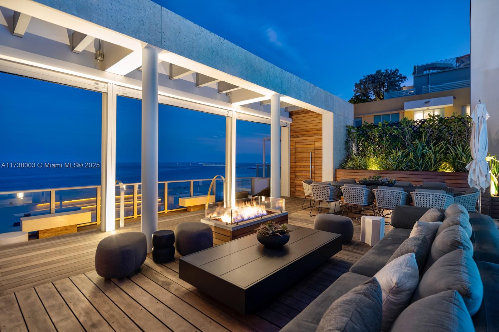 OCEAN HOUSE CONDO - Residential