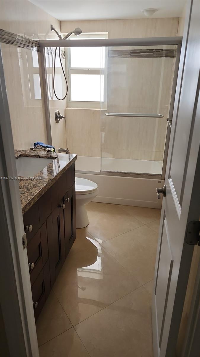 MEADOWBROOK CONDO APTS BL - Residential Lease