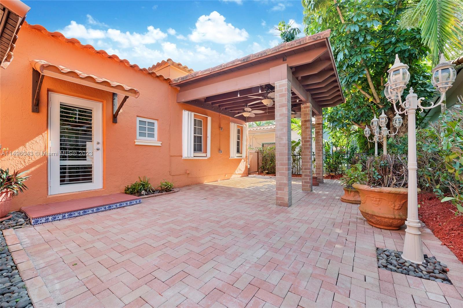 CORAL GABLES GRANADA SEC - Residential Lease