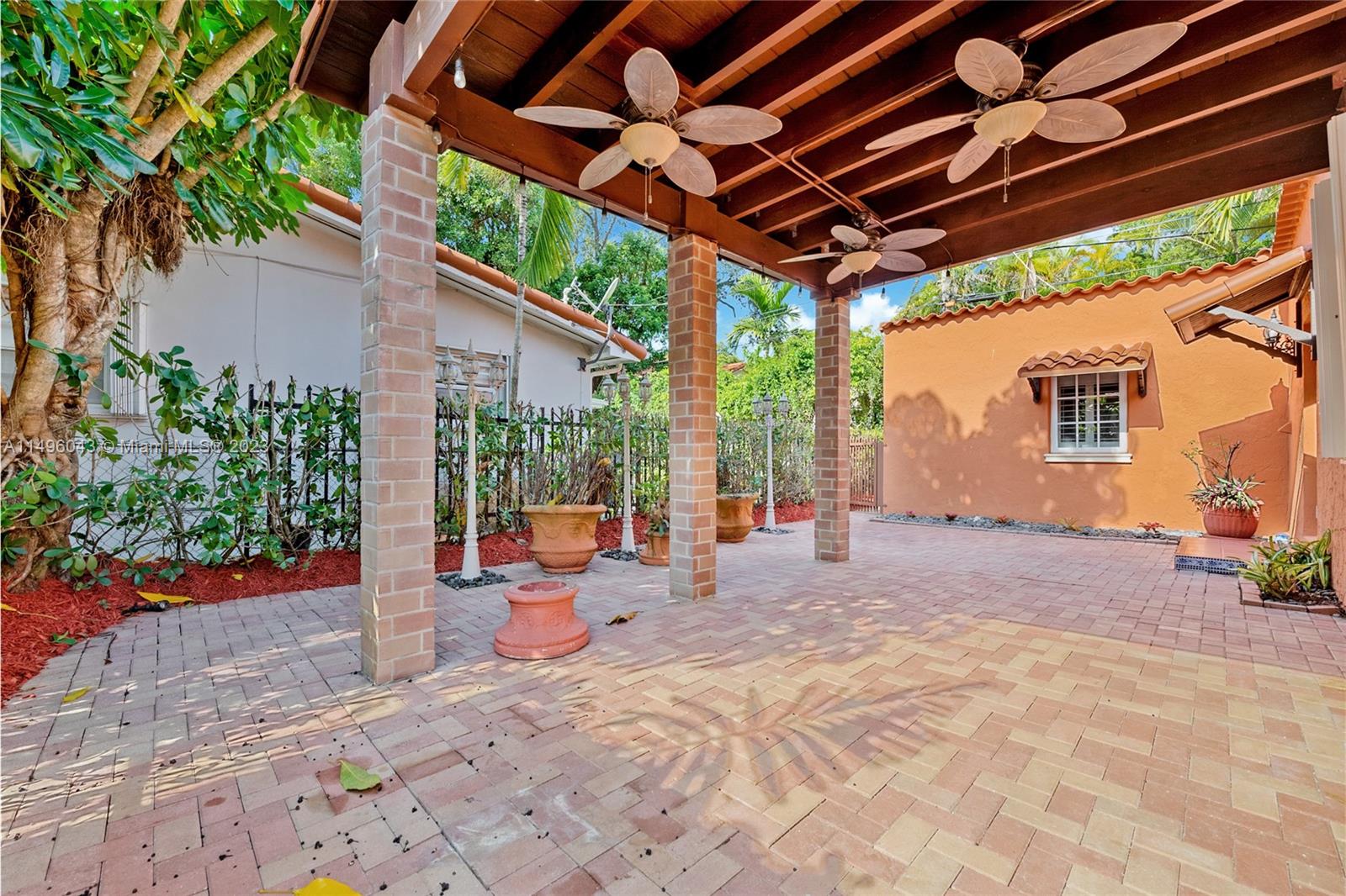 CORAL GABLES GRANADA SEC - Residential Lease