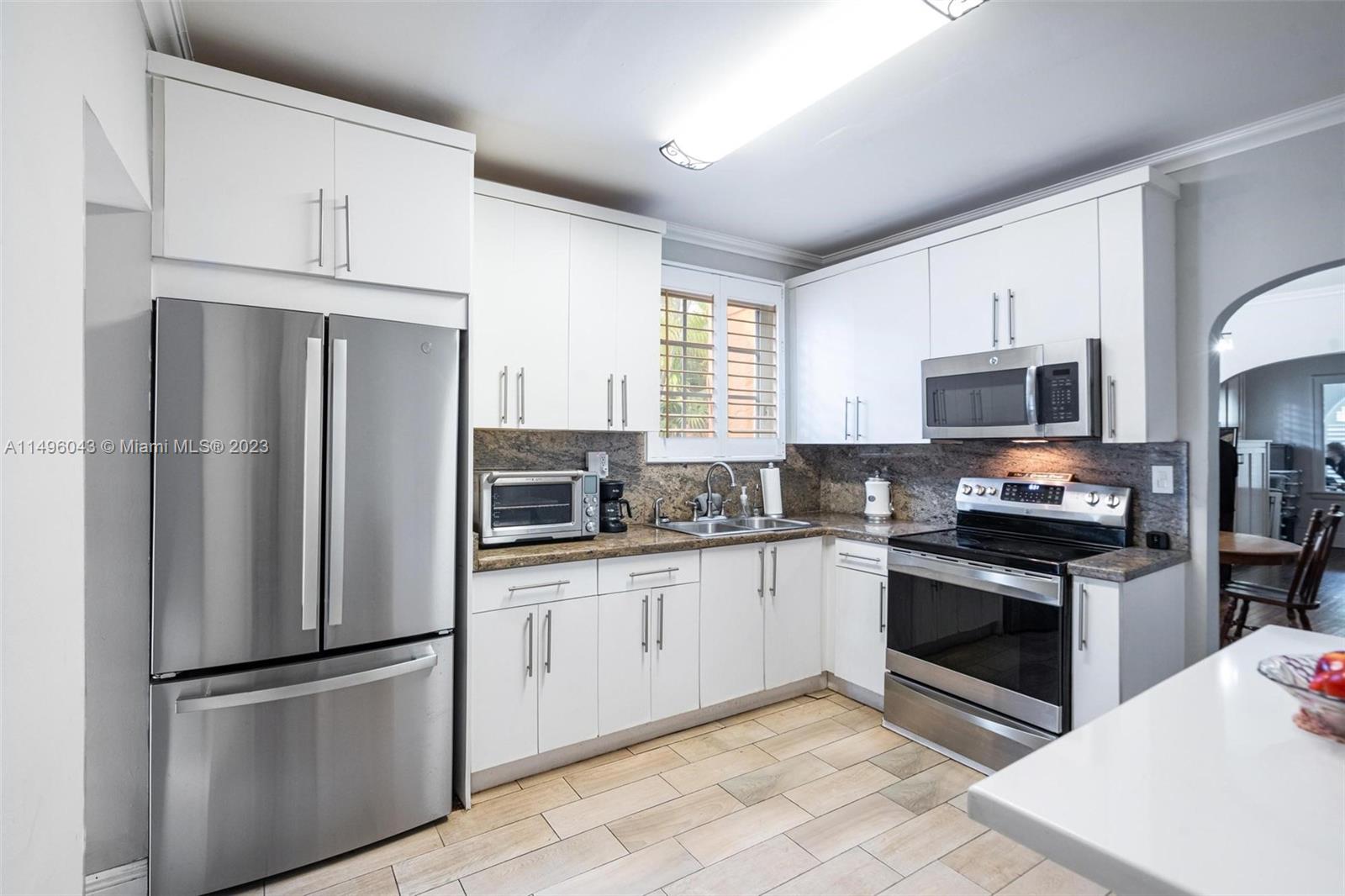CORAL GABLES GRANADA SEC - Residential Lease