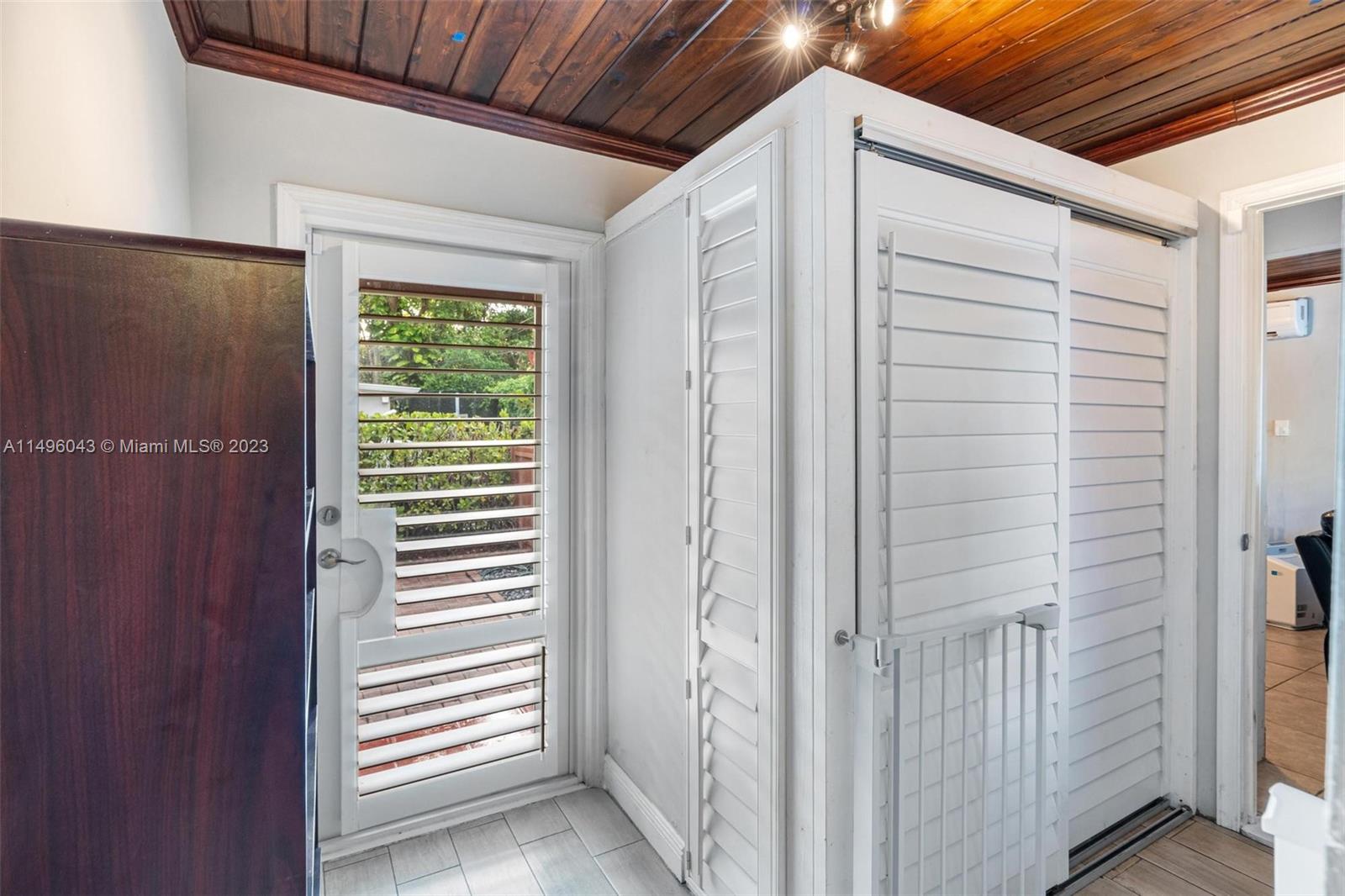 CORAL GABLES GRANADA SEC - Residential Lease