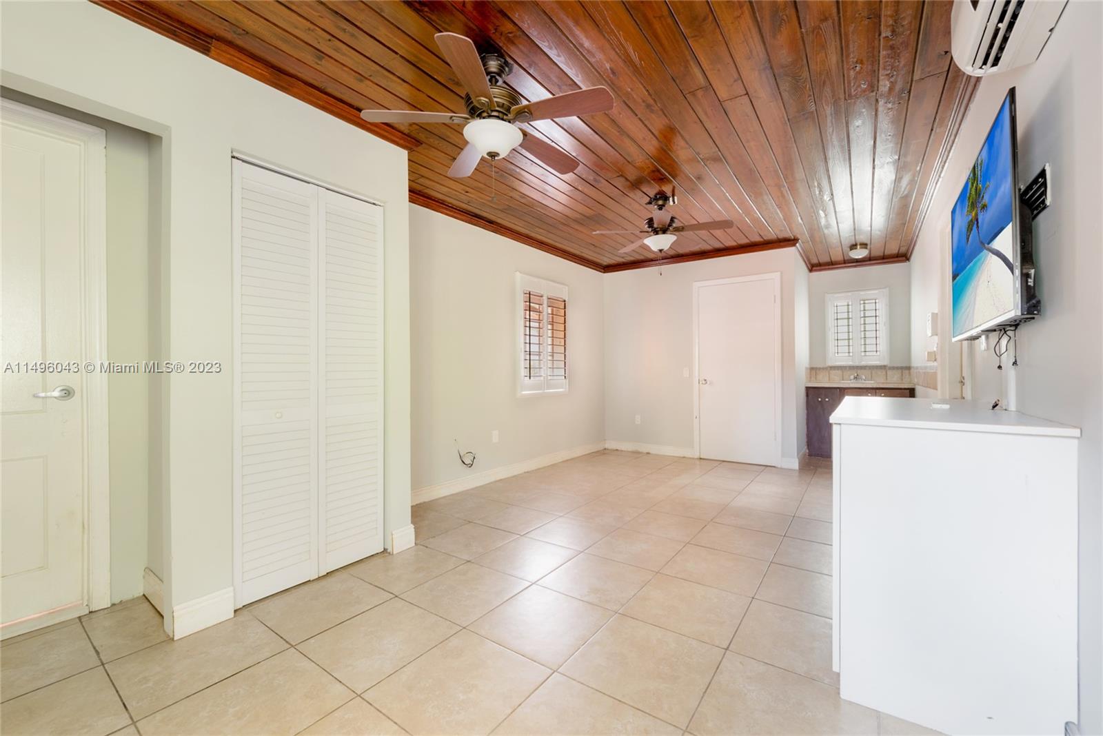 CORAL GABLES GRANADA SEC - Residential Lease