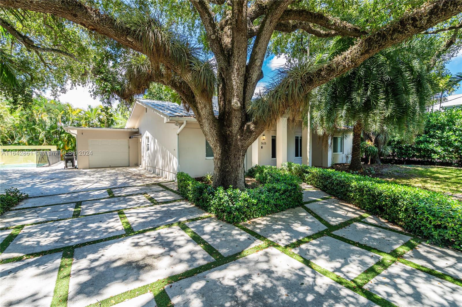 CORAL WAY HEIGHTS - Residential