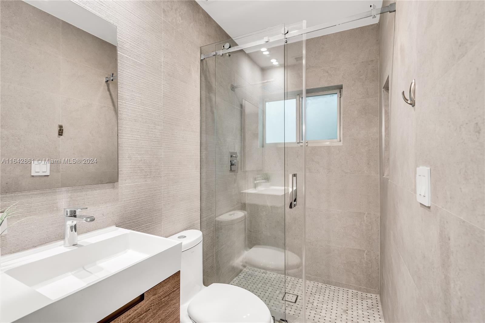 CORAL WAY HEIGHTS - Residential