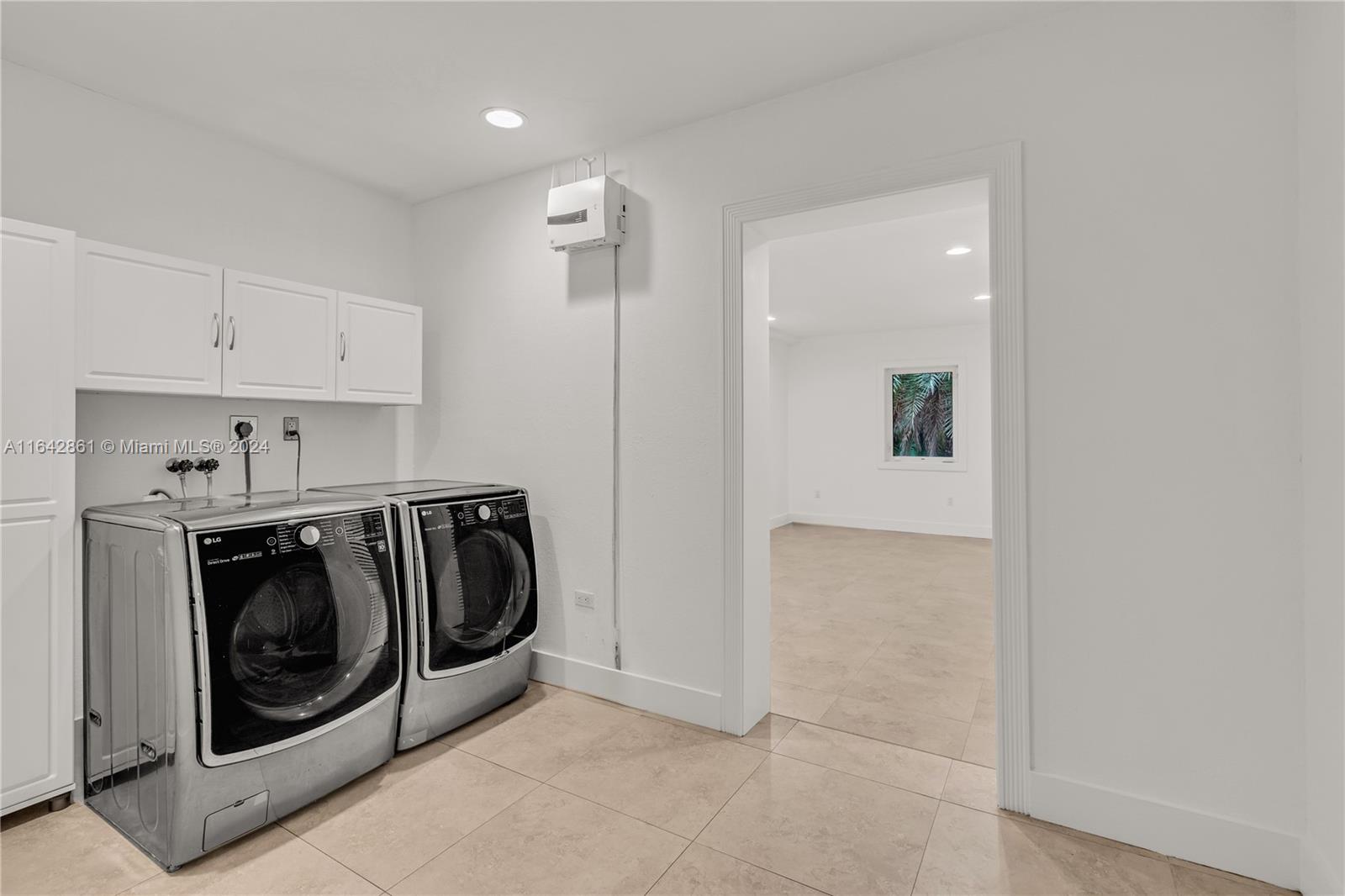 CORAL WAY HEIGHTS - Residential