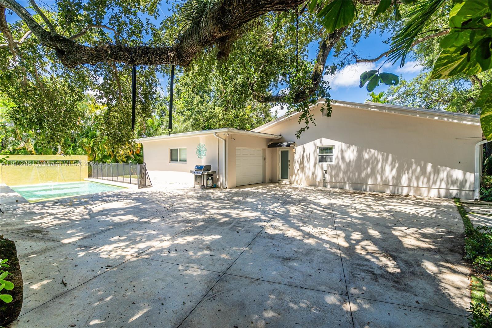 CORAL WAY HEIGHTS - Residential