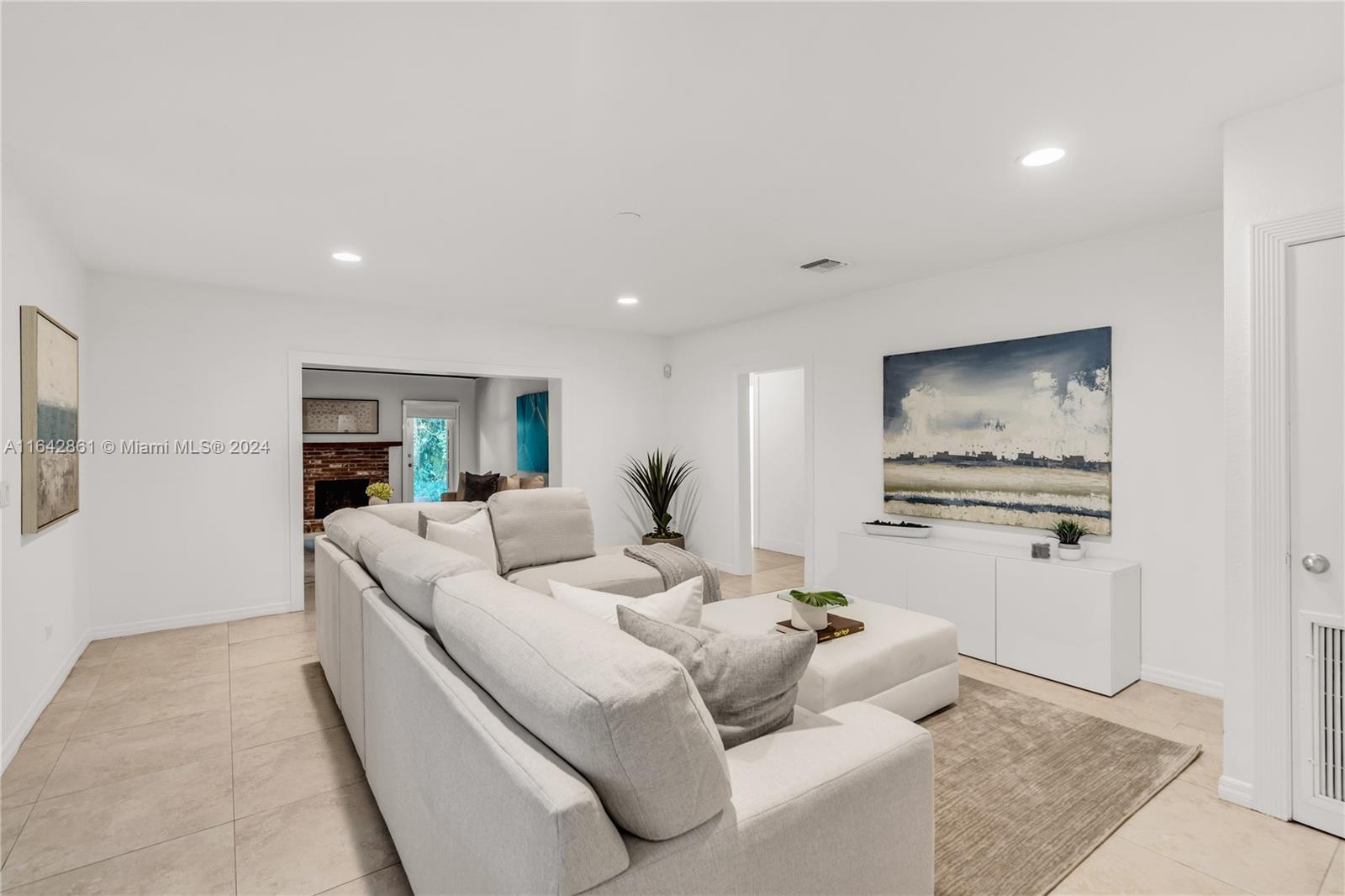 CORAL WAY HEIGHTS - Residential