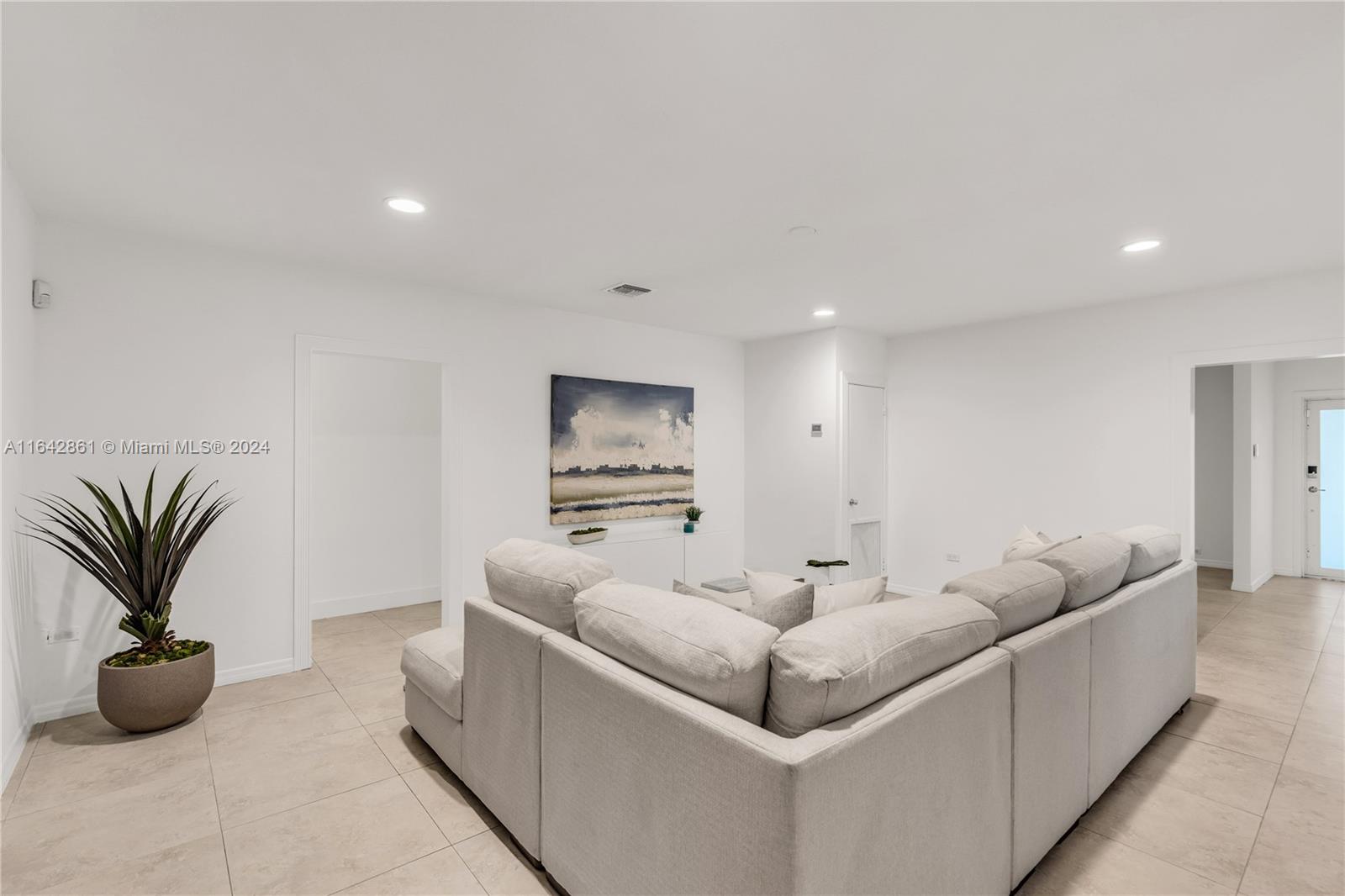 CORAL WAY HEIGHTS - Residential