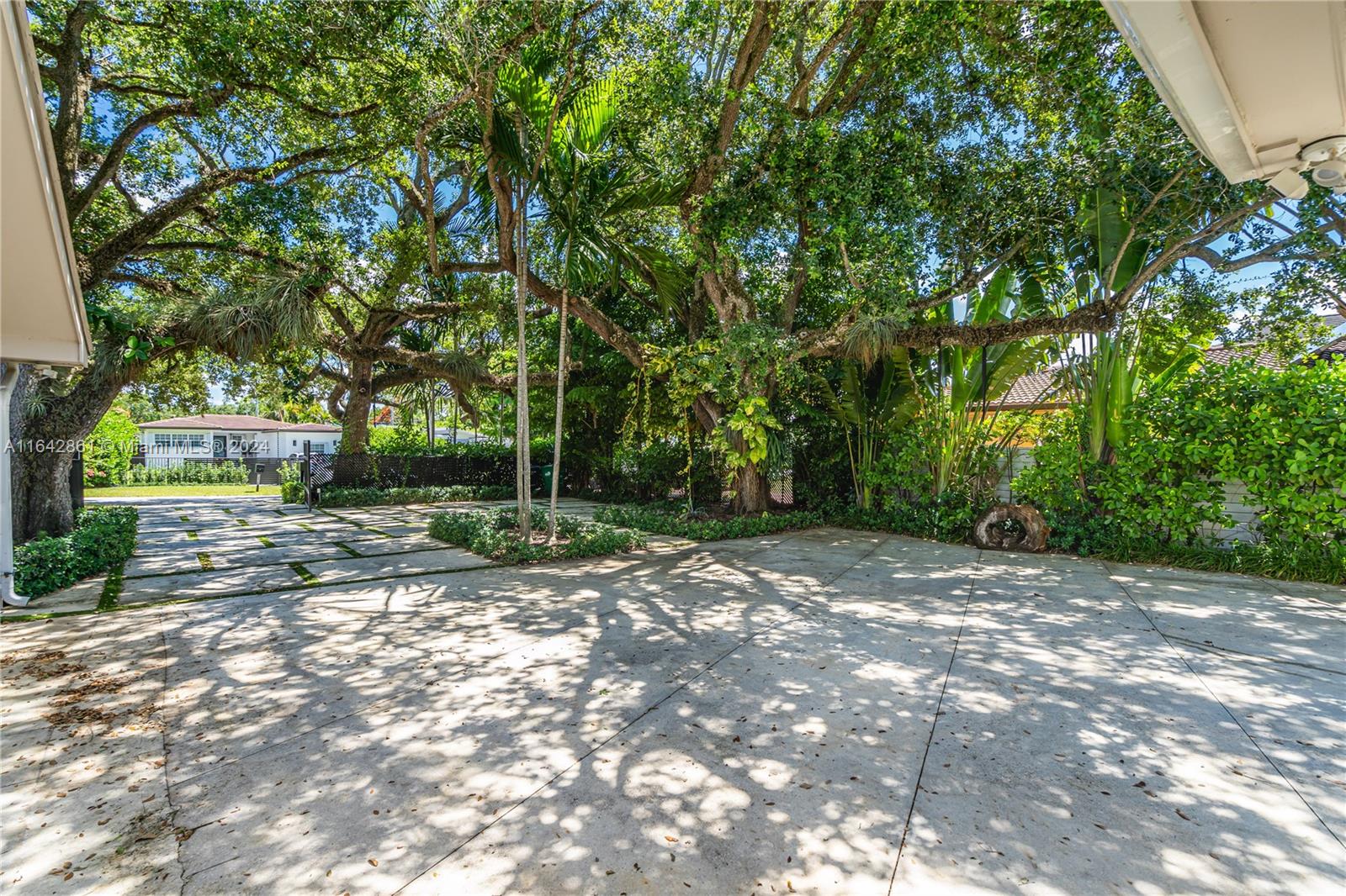 CORAL WAY HEIGHTS - Residential