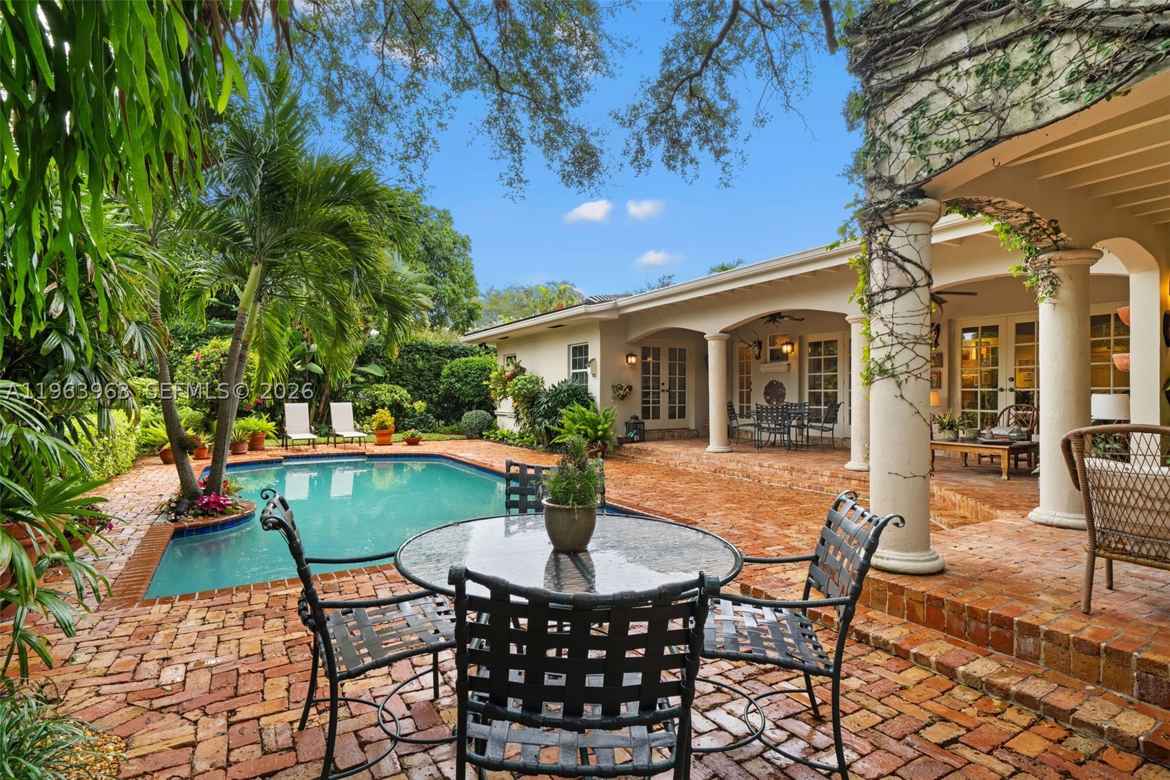 CORAL GABLES COUNTRY CLUB - Residential