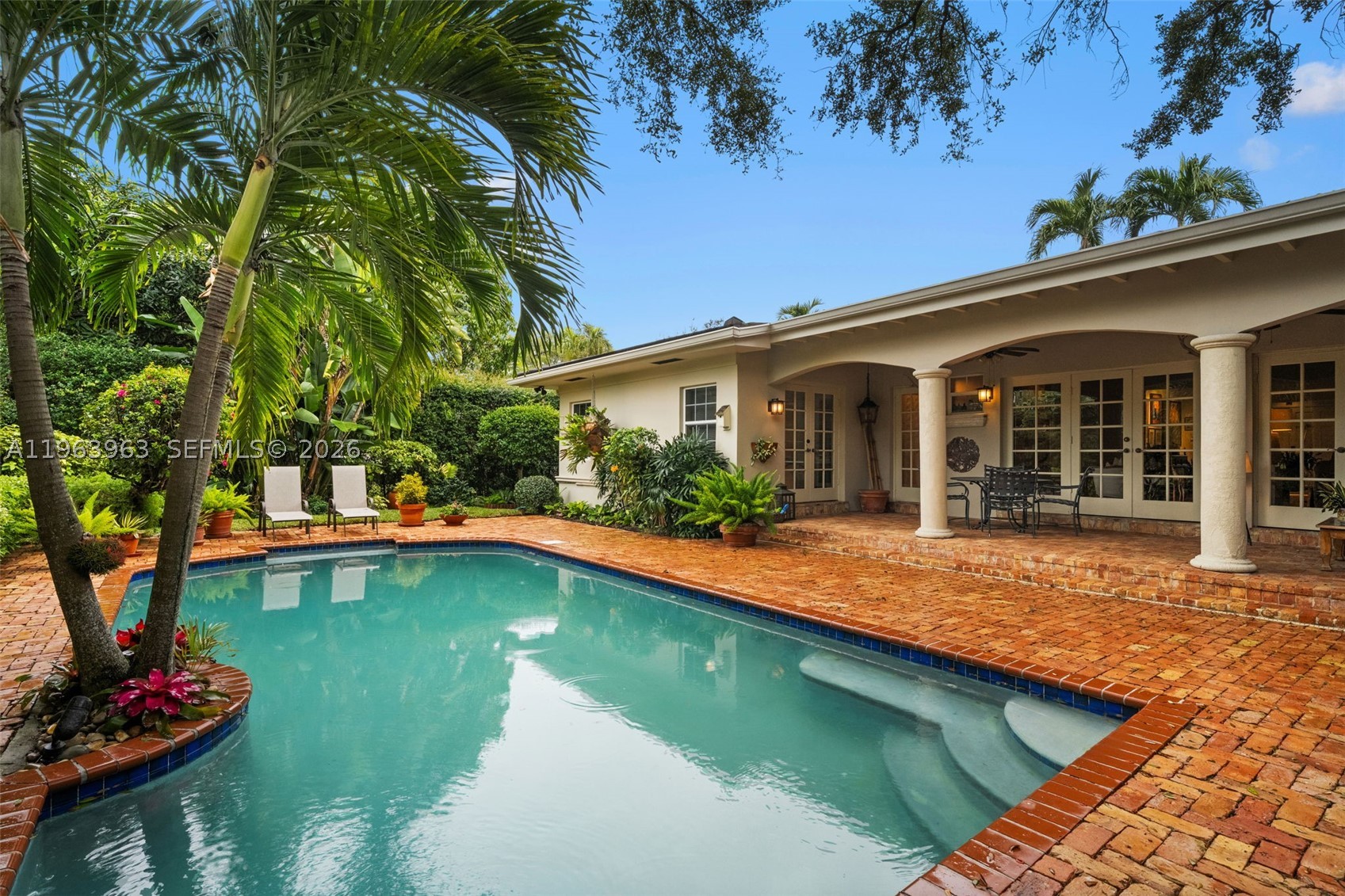 CORAL GABLES COUNTRY CLUB - Residential