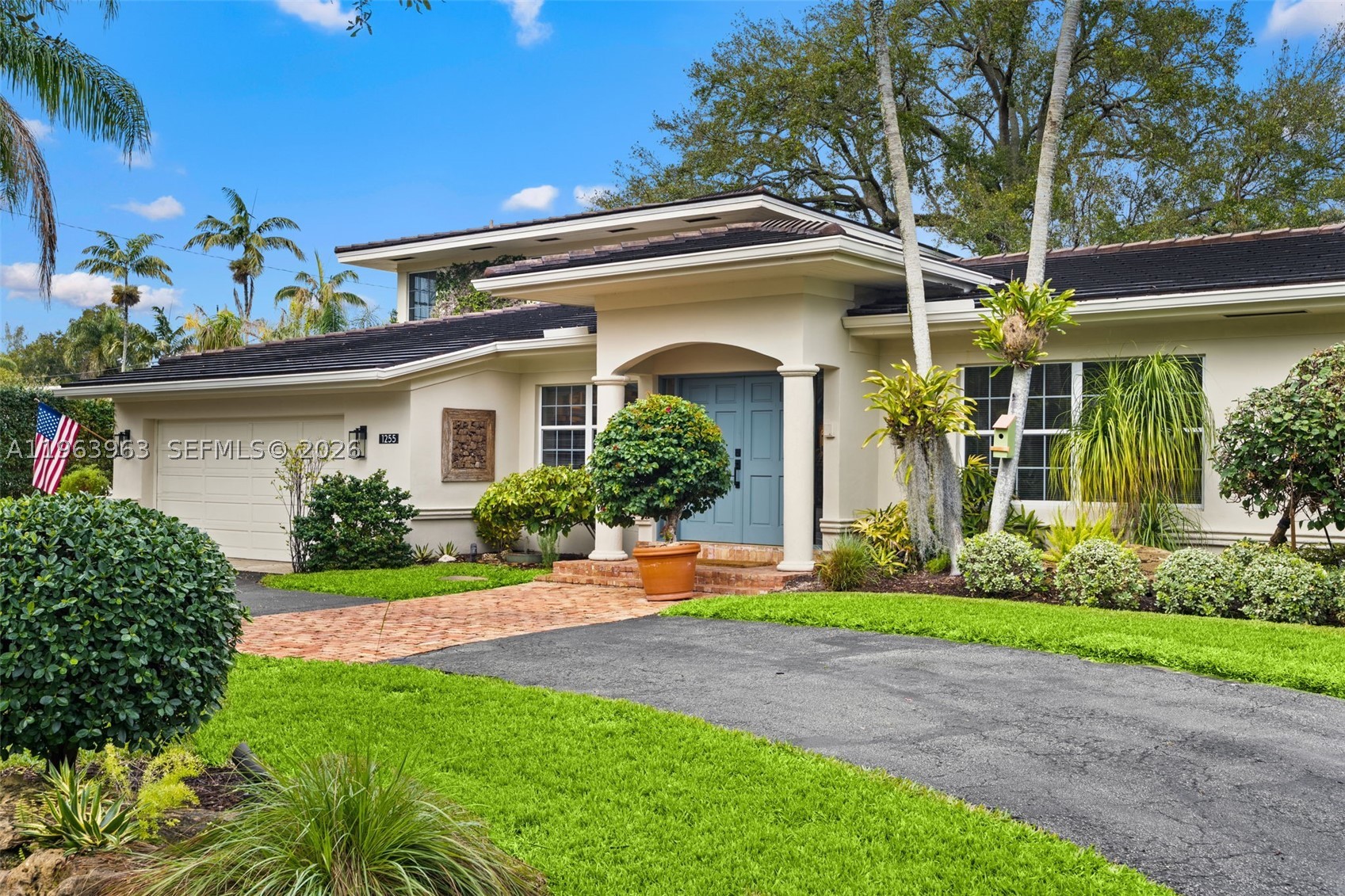 CORAL GABLES COUNTRY CLUB - Residential