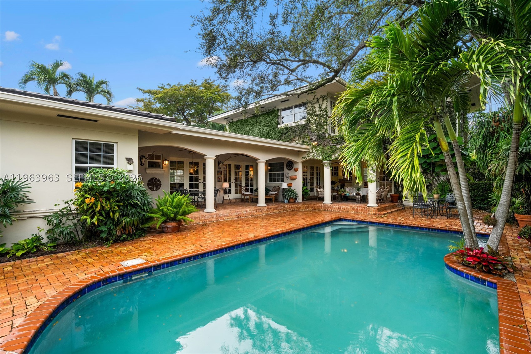 CORAL GABLES COUNTRY CLUB - Residential