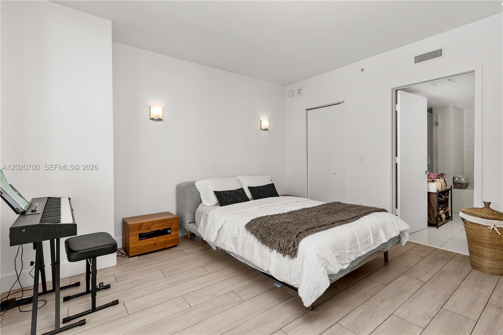 1300 S MIAMI AVENUE CONDO - Residential