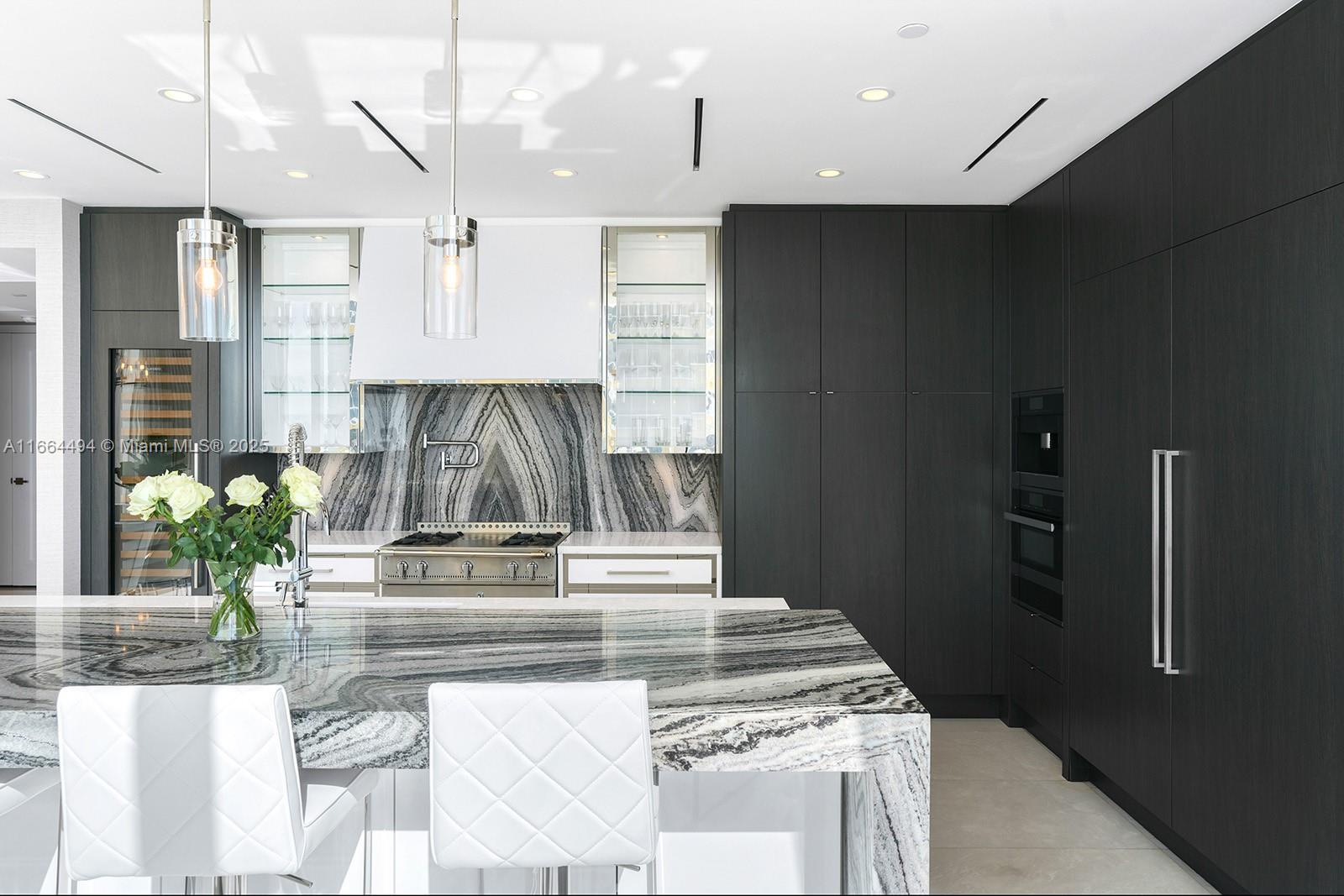 NORTH BISCAYNE BEACH AMEN - Residential