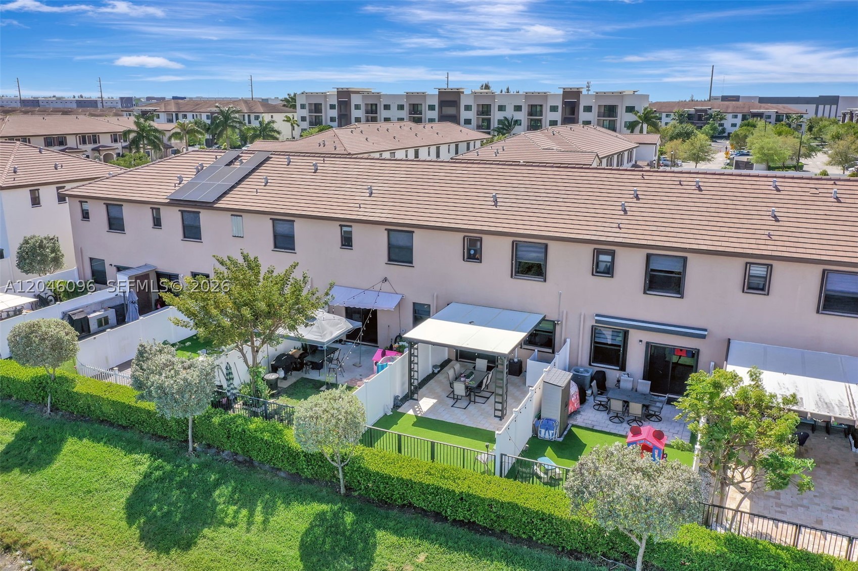 AQUABELLA NORTH - Residential
