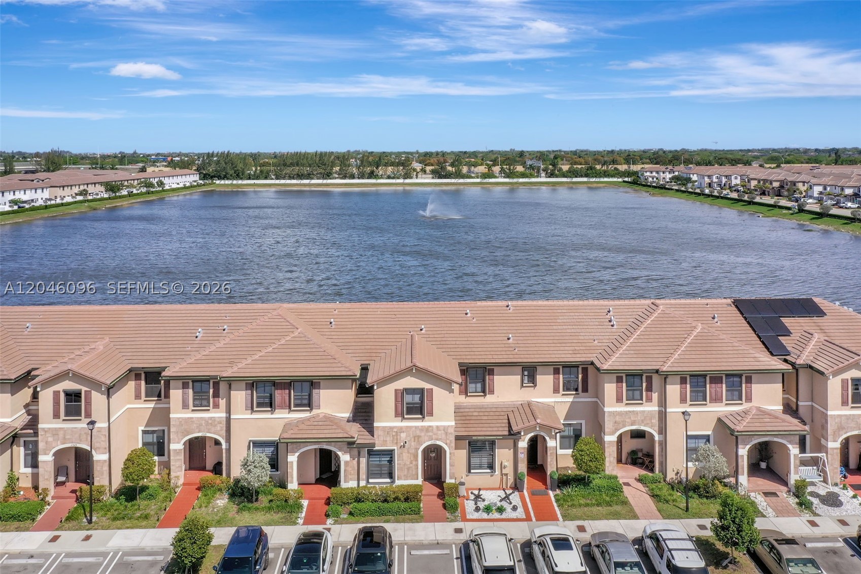 AQUABELLA NORTH - Residential