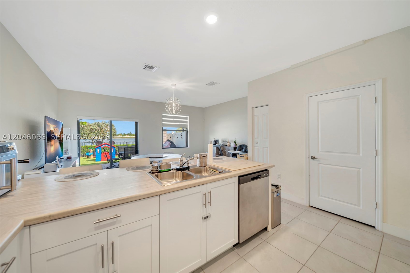 AQUABELLA NORTH - Residential