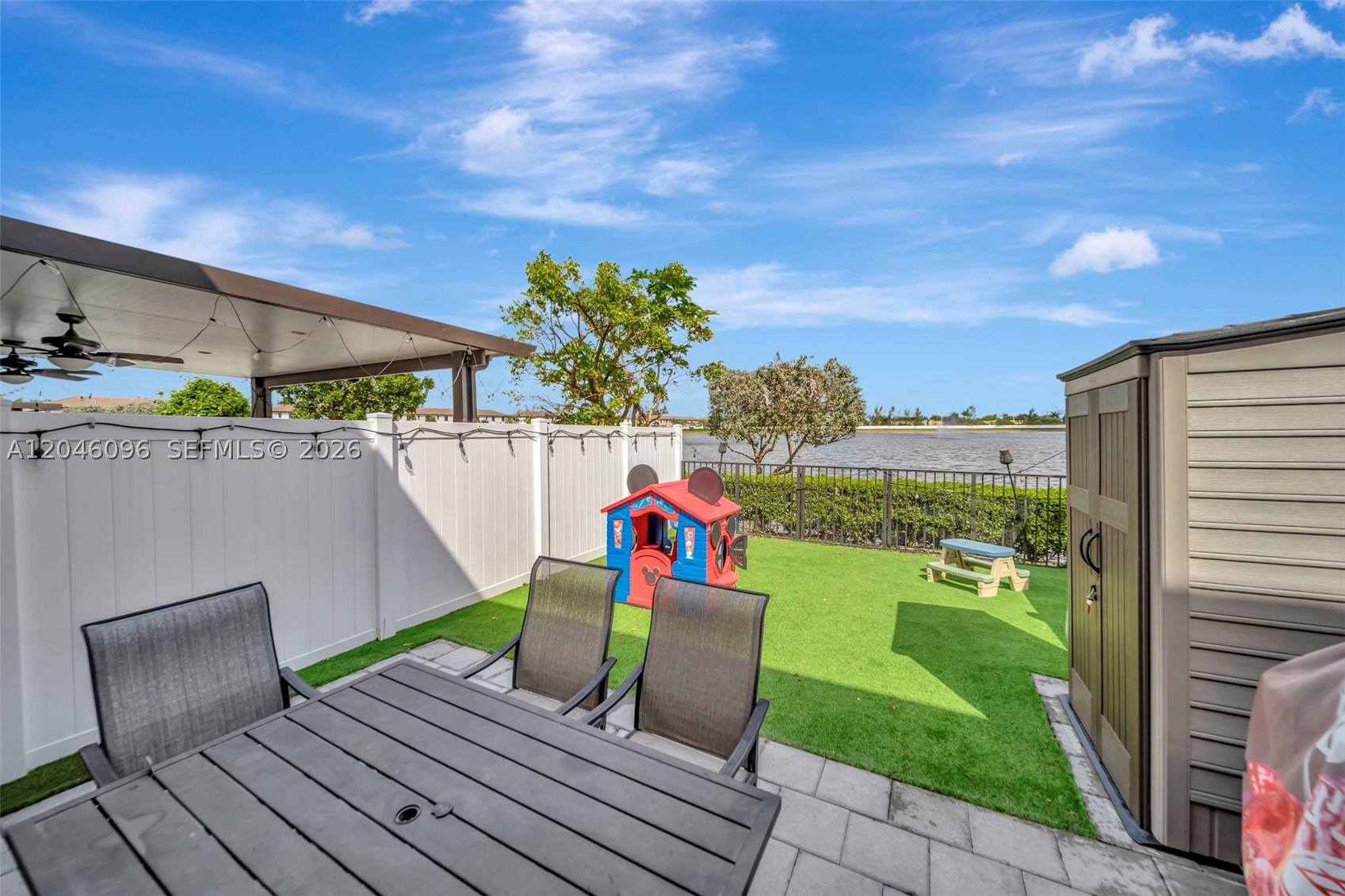 AQUABELLA NORTH - Residential