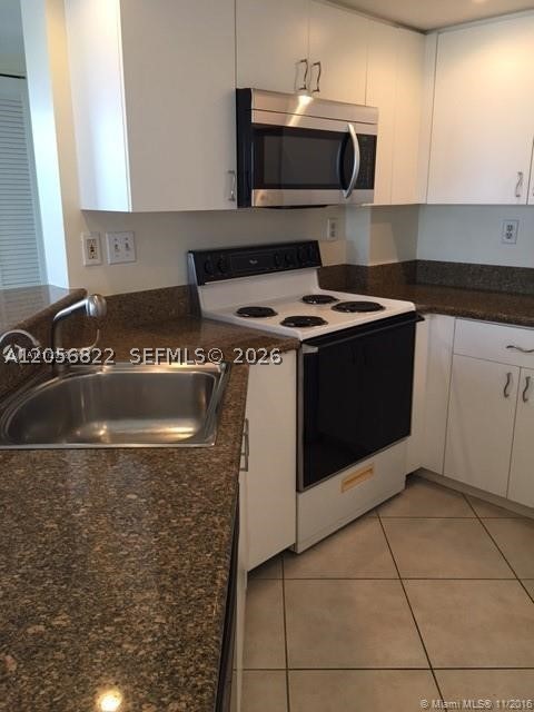 GABLES TERRACE CONDO - Residential Lease