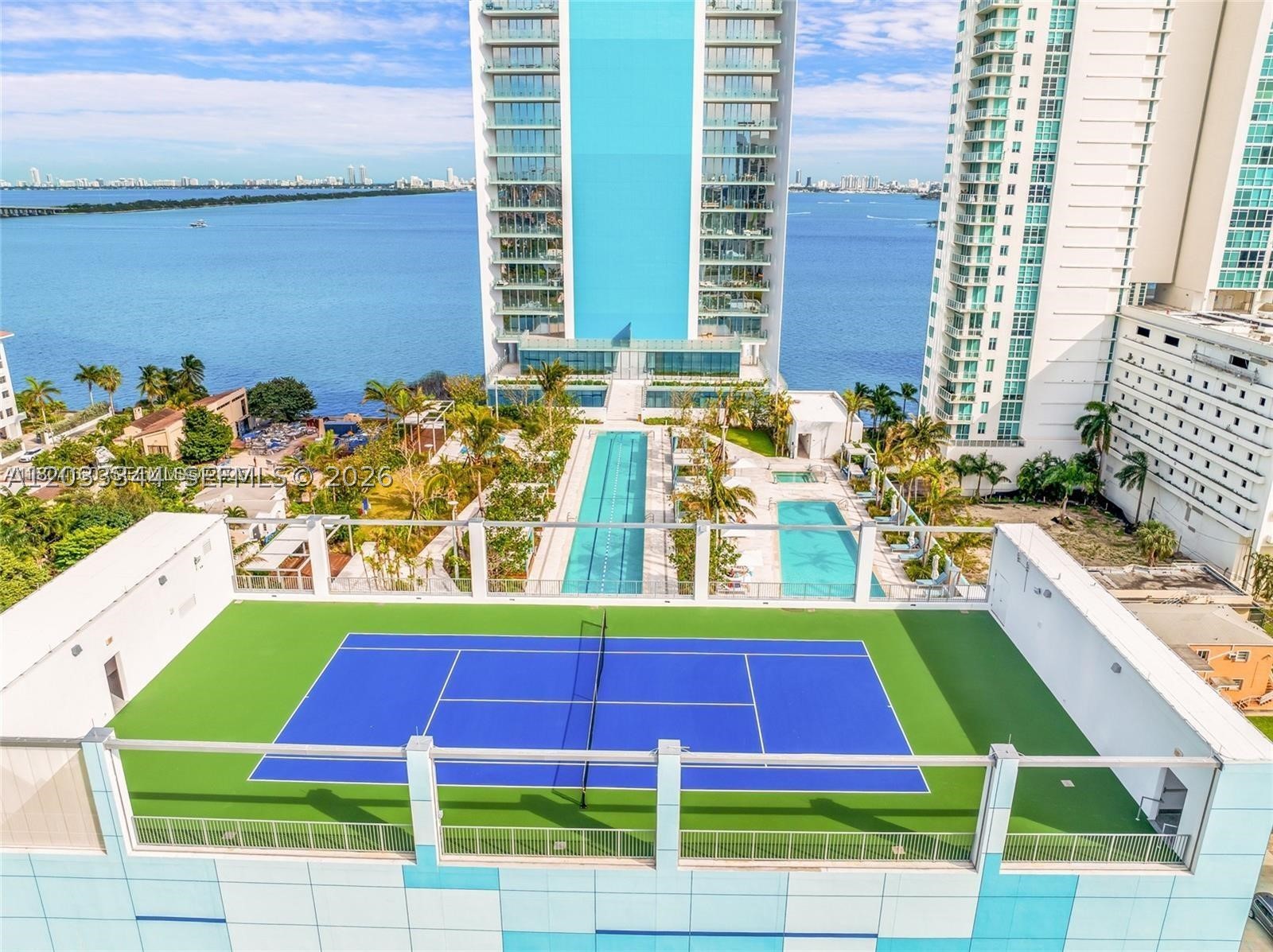 EDGEWATER - Residential