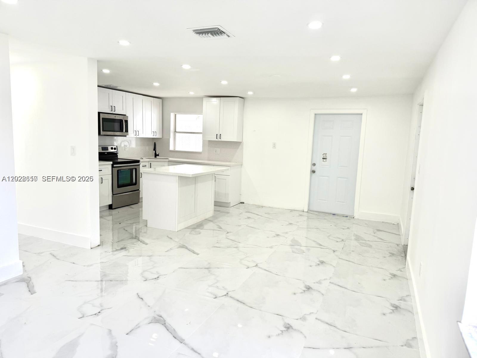 ESSEX VILLAGE 1ST ADDN - Residential