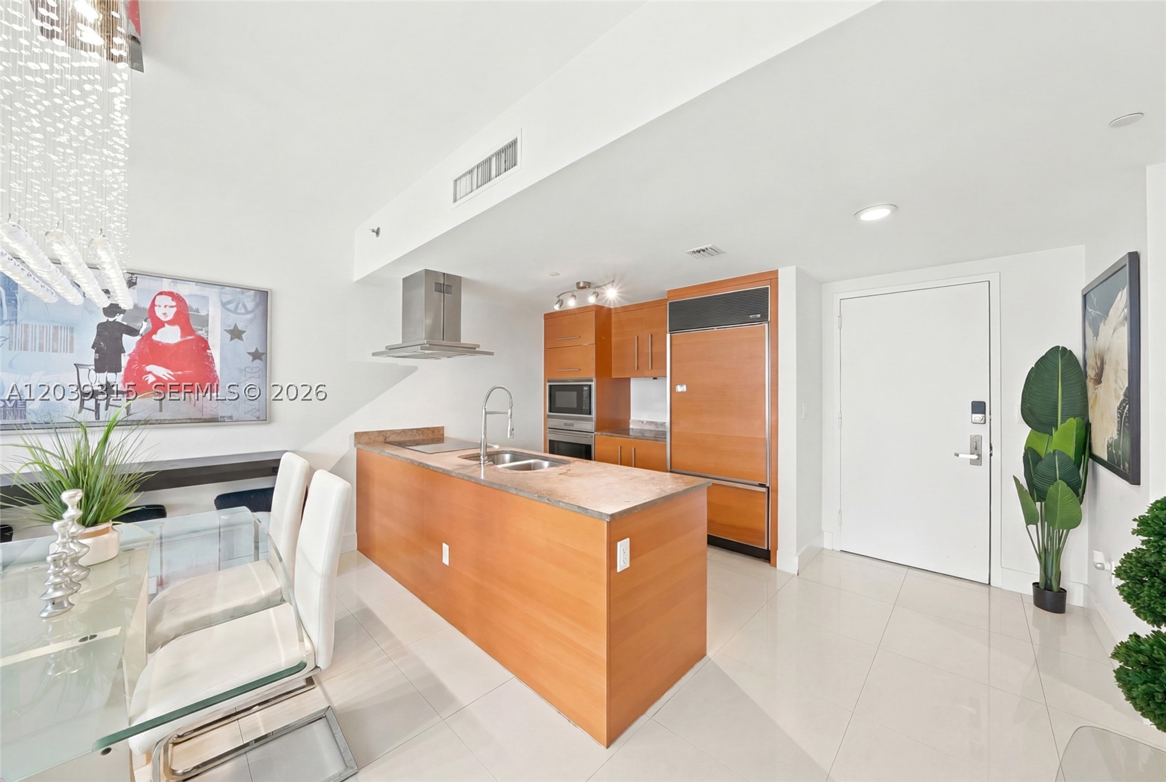 ICON BRICKELL CONDO NO 3 - Residential