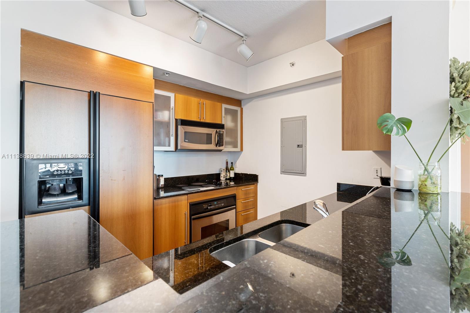 ONE MIAMI EAST CONDO - Residential Lease