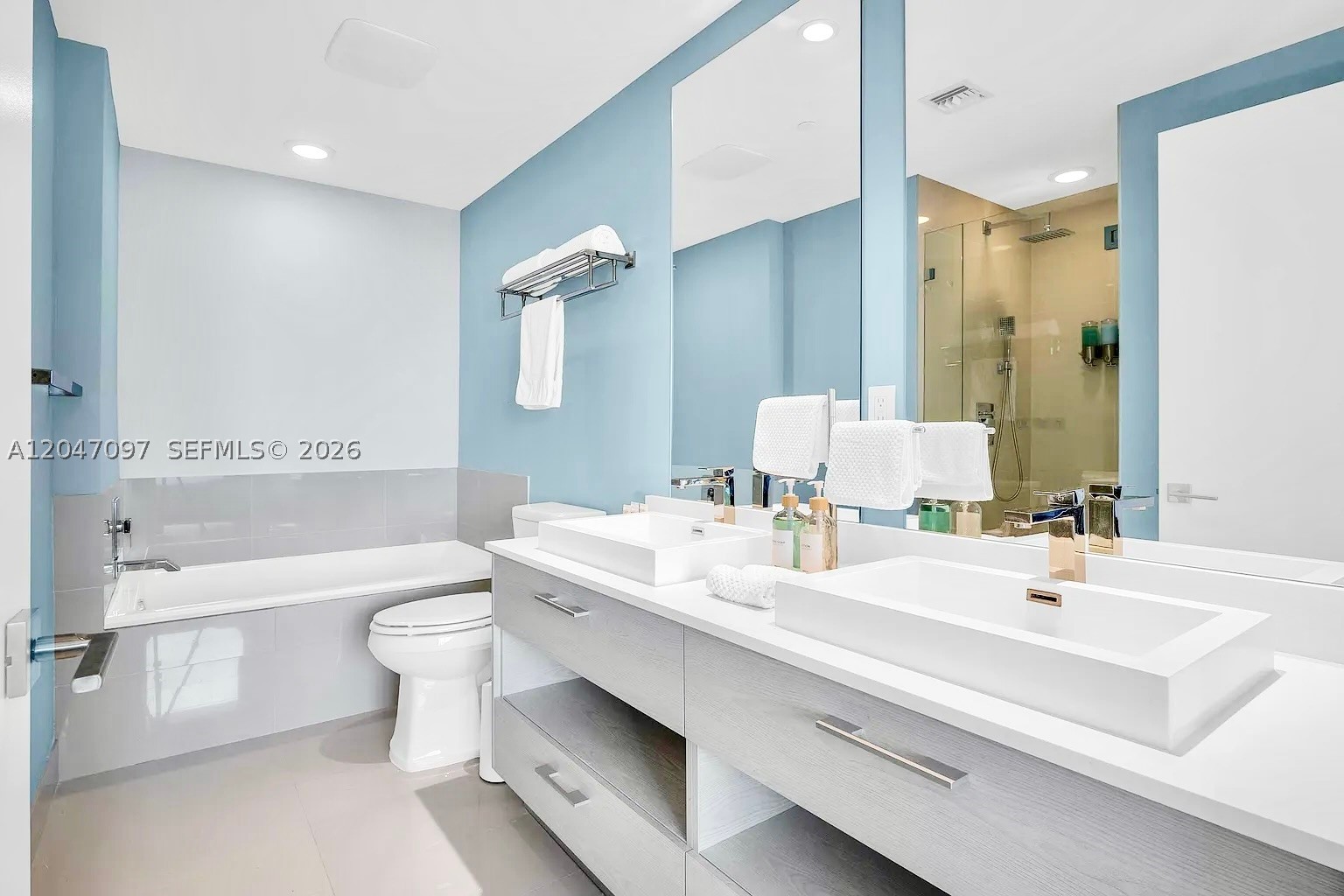 BRICKELL HEIGHTS WEST CON - Residential Lease