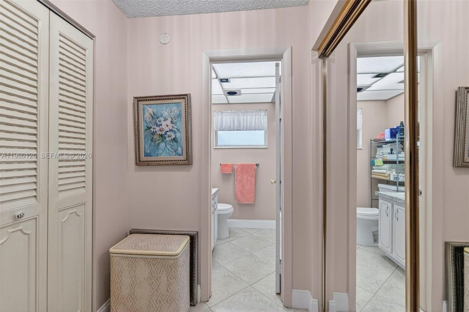 LAUDERDALE OAKS CONDO XV - Residential