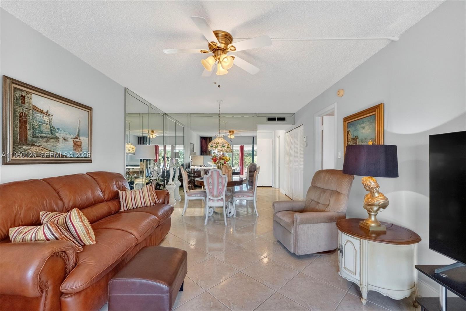 LAUDERDALE OAKS CONDO XV - Residential