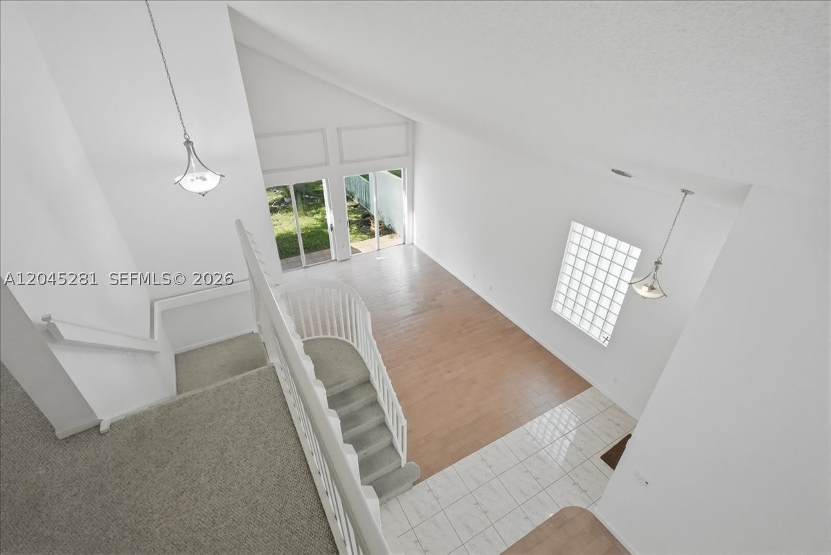 TOWNGATE - Residential