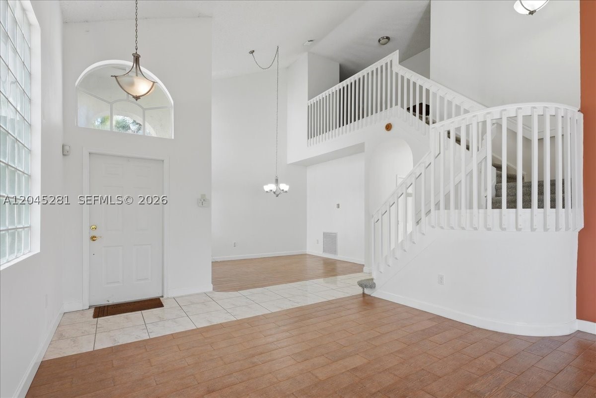 TOWNGATE - Residential