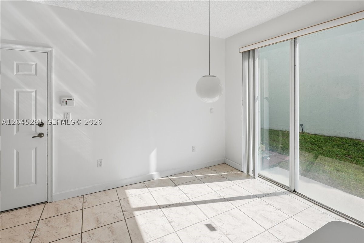 TOWNGATE - Residential